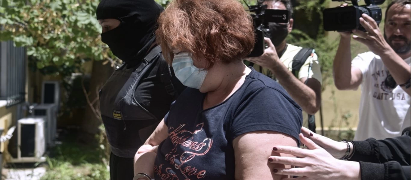 Χ.Παππάς: «Δεν τον έκρυβα - Θα έτρωγε και θα έφευγε» λέει η 52χρονη